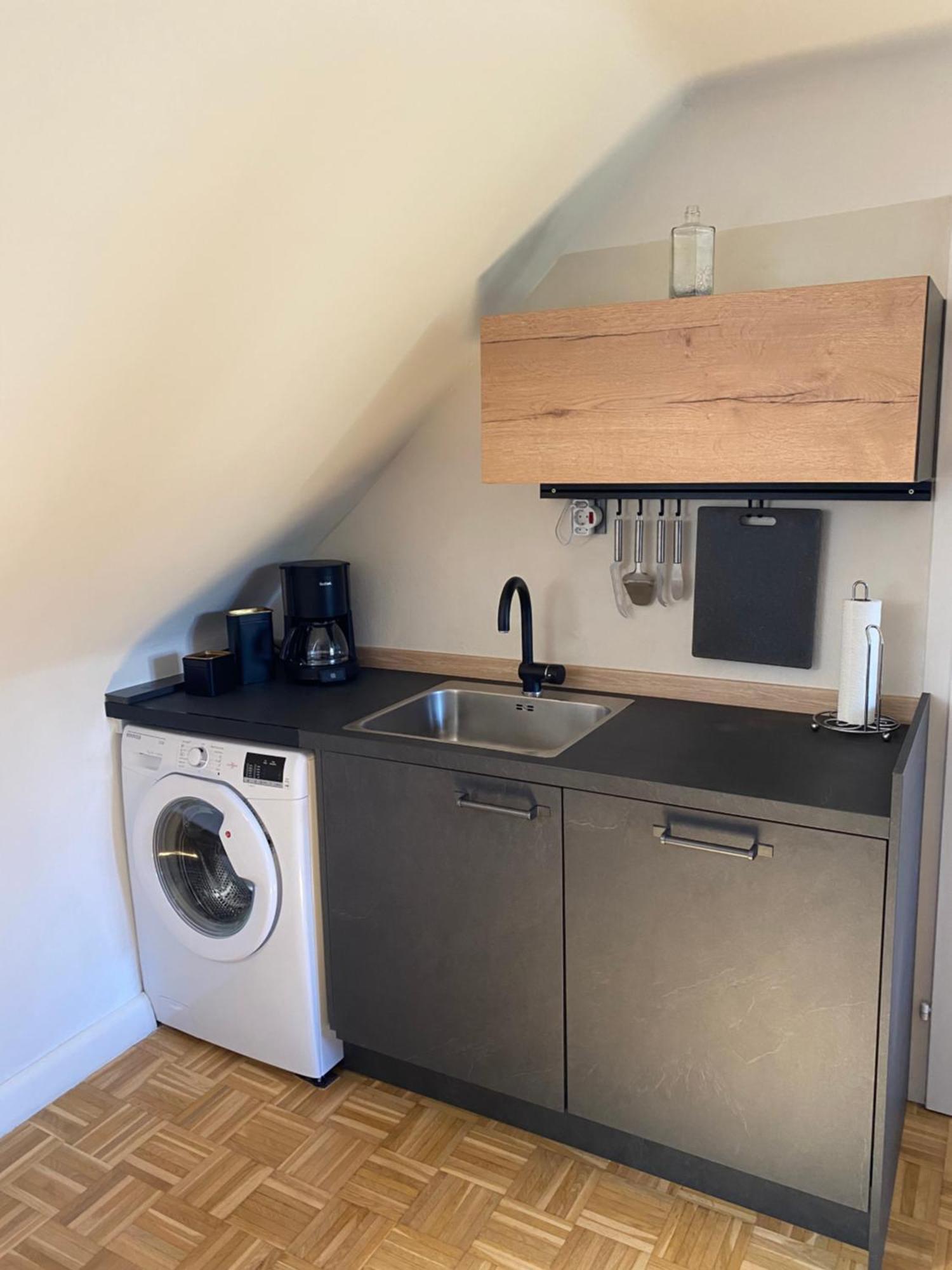 Schoenes Apartment Mit Aussicht Ueber Graz Buitenkant foto